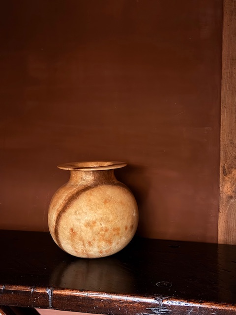 alabaster vase ca 1900