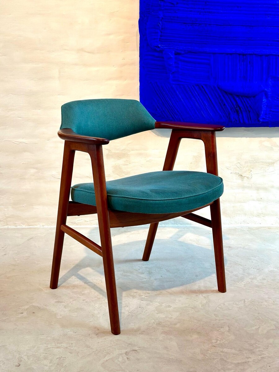 Arm chair