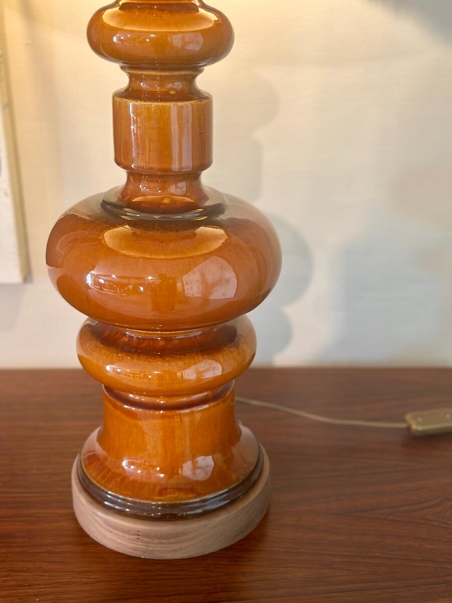 Ceramic lamp