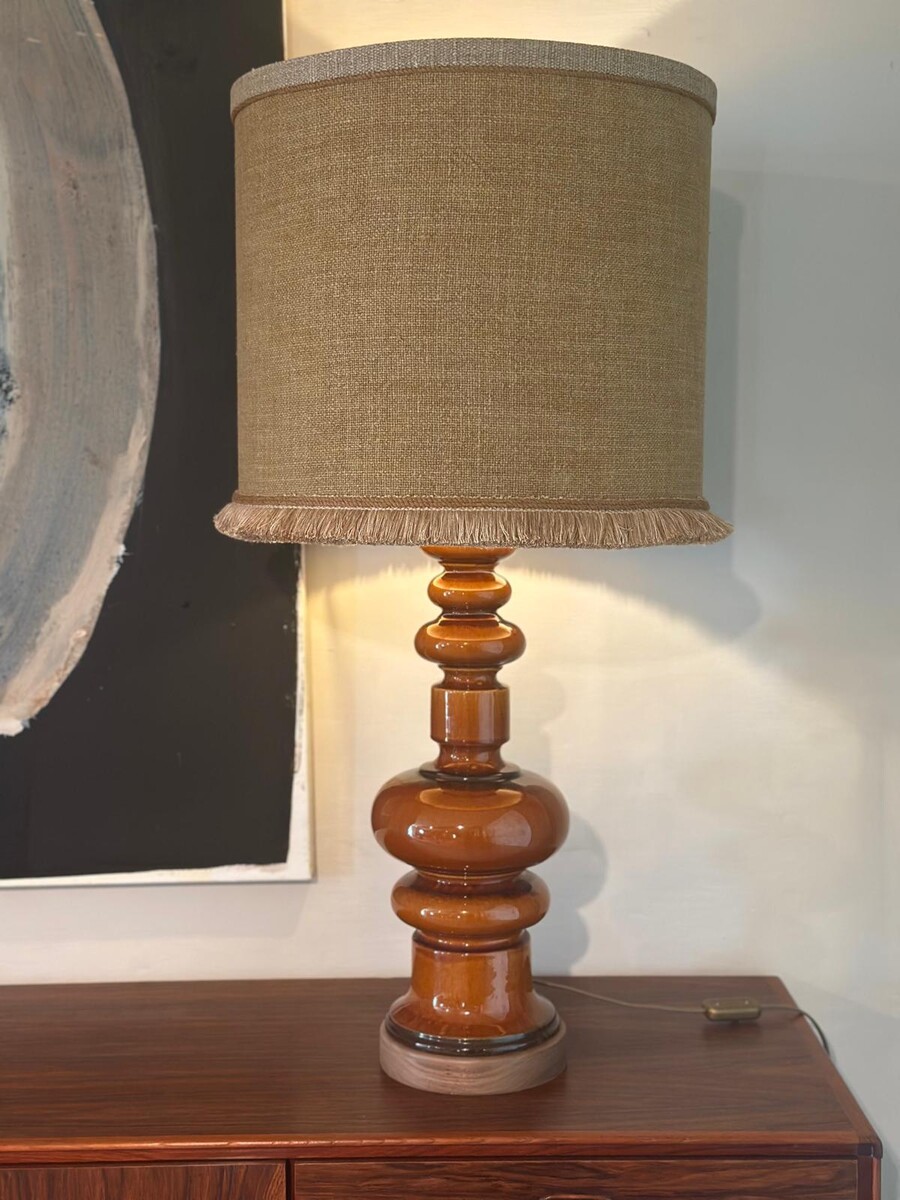 Ceramic lamp