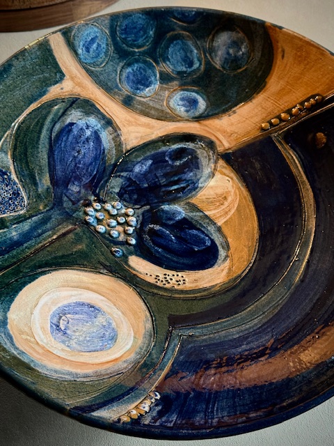 Ceramic plate