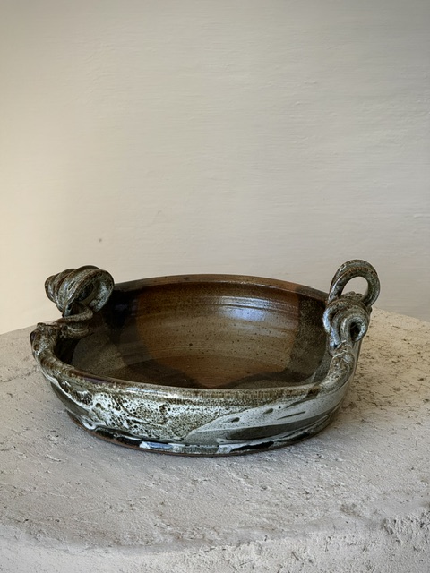 Ceramic plate