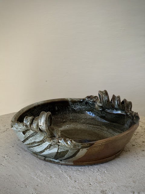 Ceramic plate