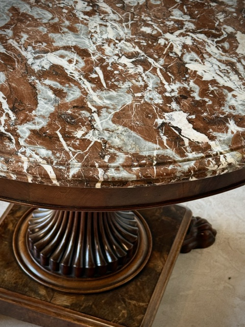 guéridon Table