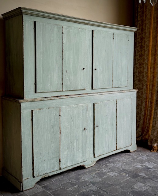 Italian chest 18th C