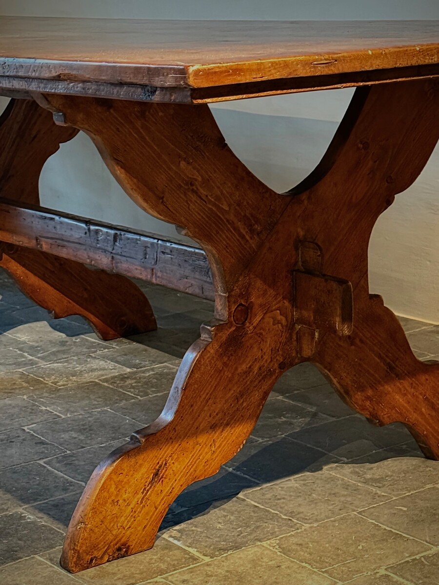 Italian dining table 19th C