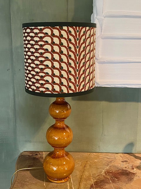 Kaiser ceramic lamp with shade
