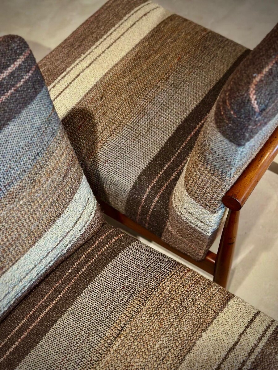 Lounge chairs
