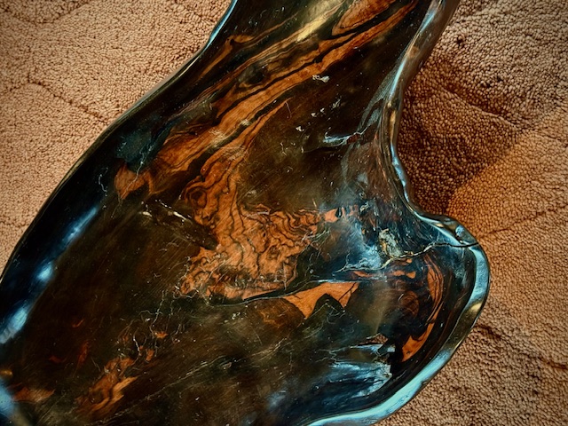 sculpted ebony bowl-tray