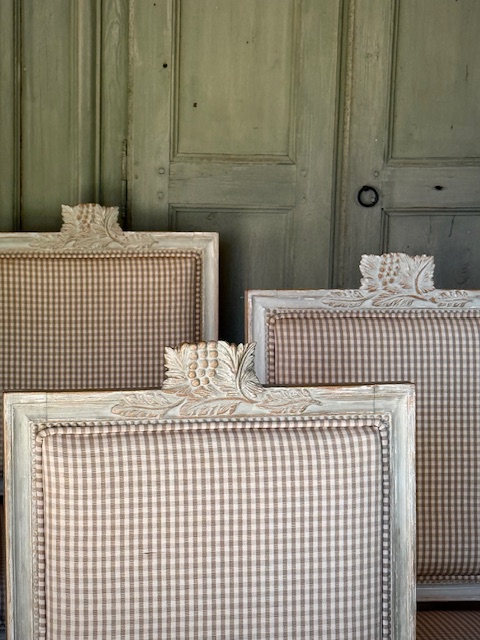 Set 16 dinning chairs