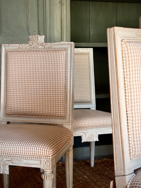 Set 16 dinning chairs