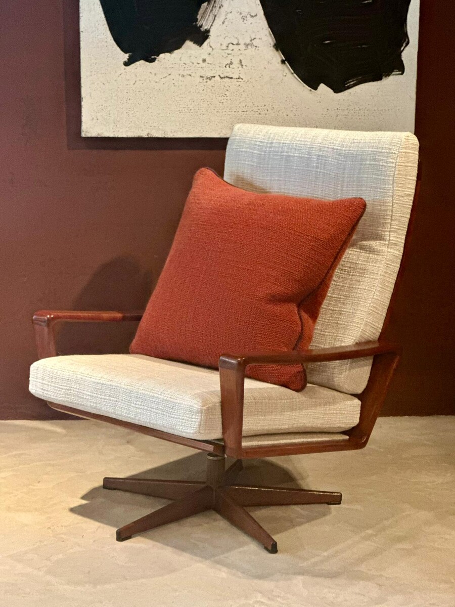 swivel chair 1960's