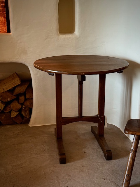 Vineyard table & primitive Mountain chair