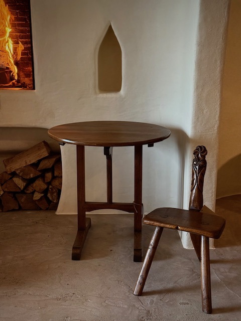 Vineyard table & primitive Mountain chair