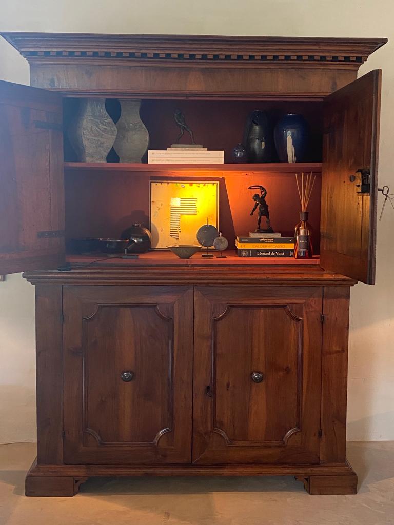 Walnut chest Italy 18th C